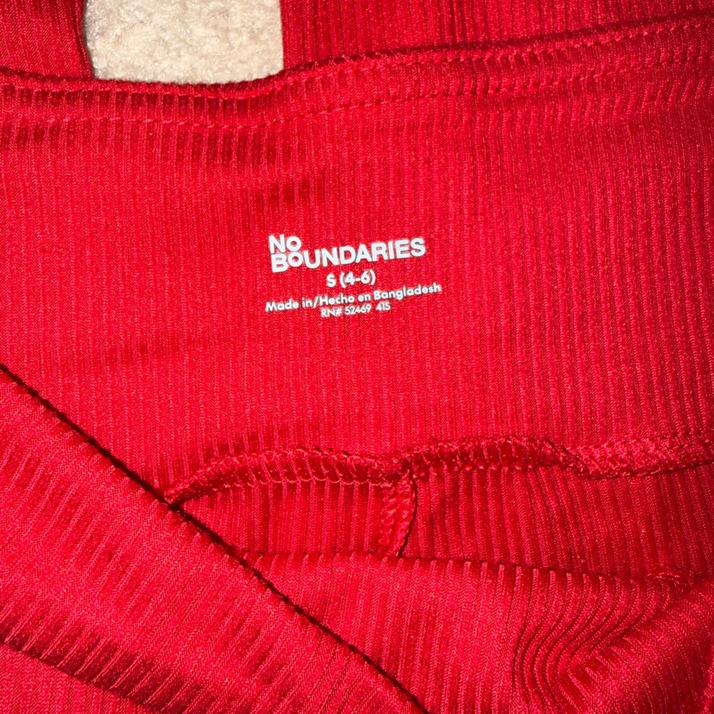 No Boundaries Women’s Vibrant Red Leggings